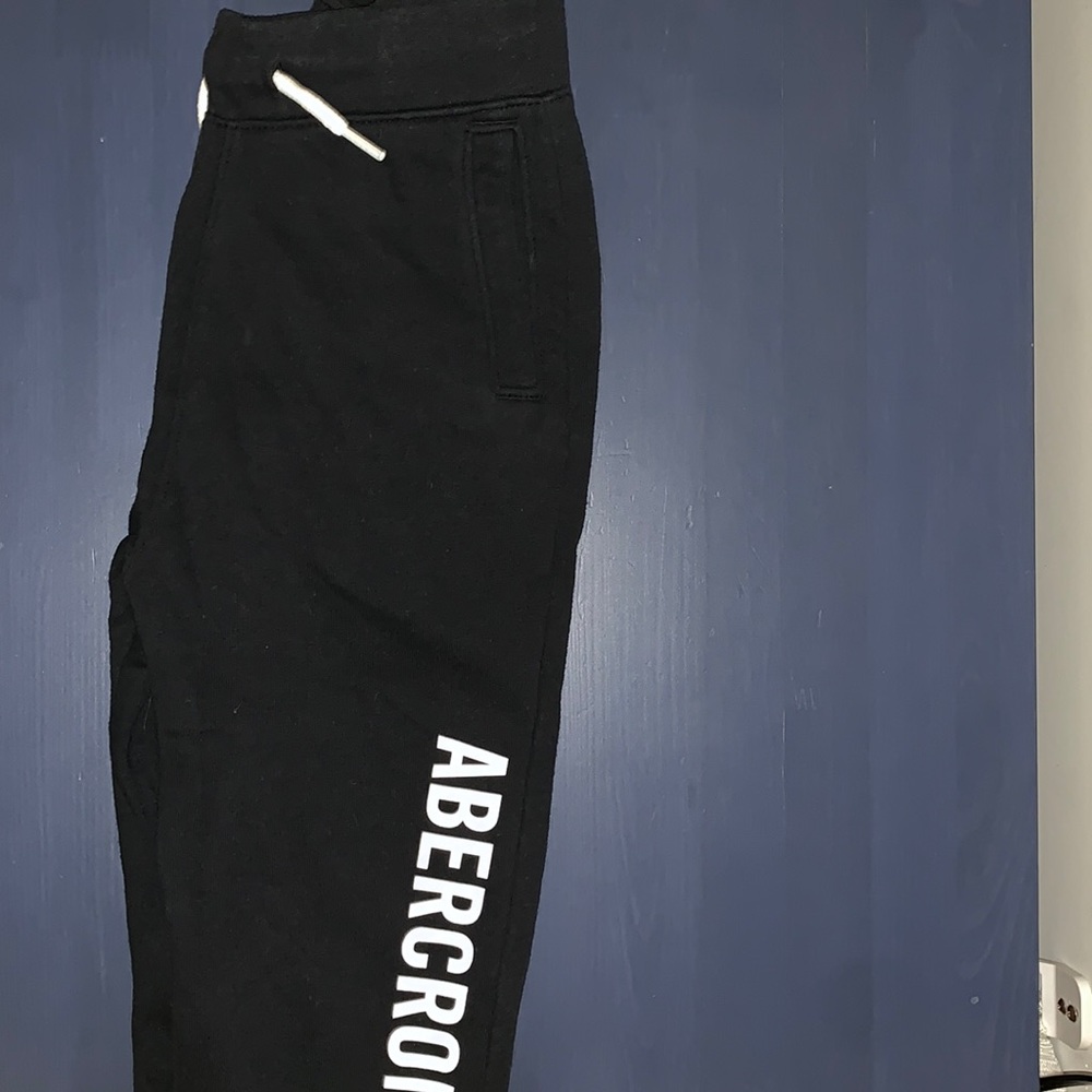 Abercrombie kids joggers